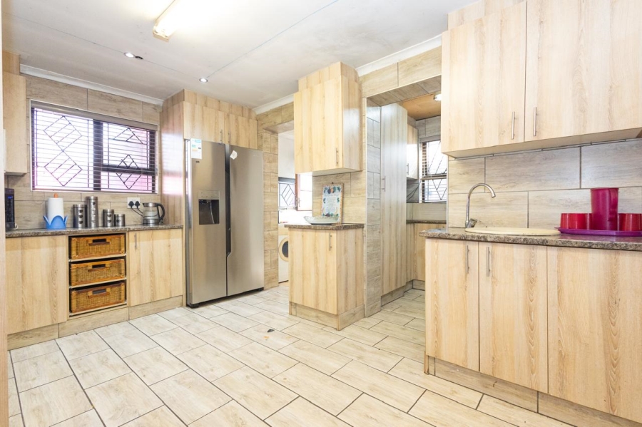 4 Bedroom Property for Sale in Belhar Western Cape